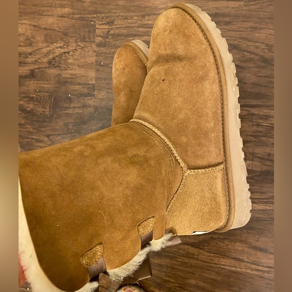 ❌SOLD❌ UGG Bailey Bow II Chestnut - Picture 8 of 10